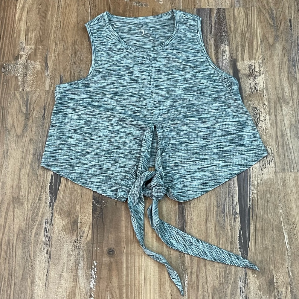 ZYIA Active Infinity Crop Tank - NWOT